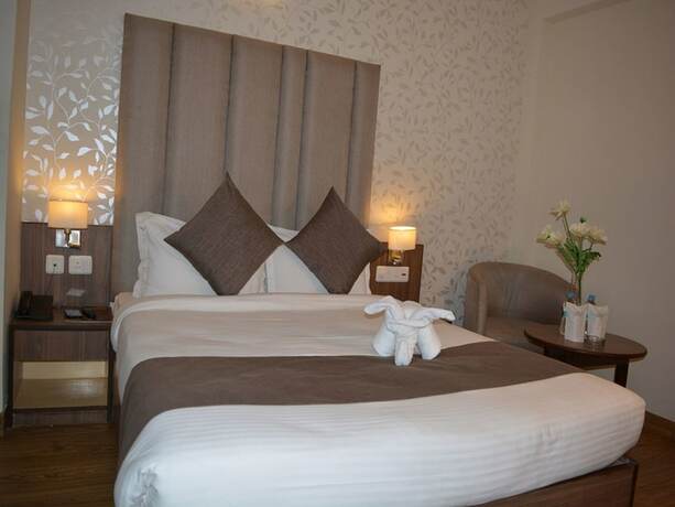 Imagen general del Hotel Krrish Clarks Inn. Foto 1