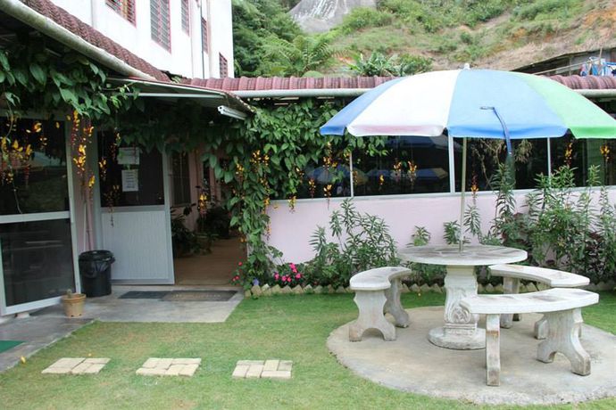 Imagen de los interiores del Hotel Krs Pines. Foto 15