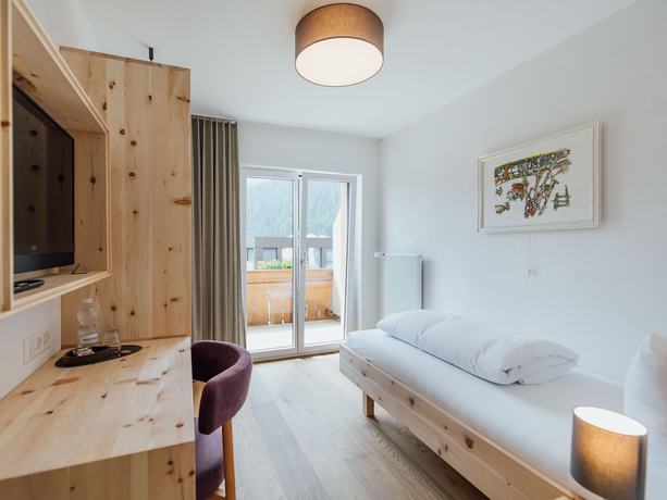 Imagen de la habitación del Hotel Kruezli. Foto 10