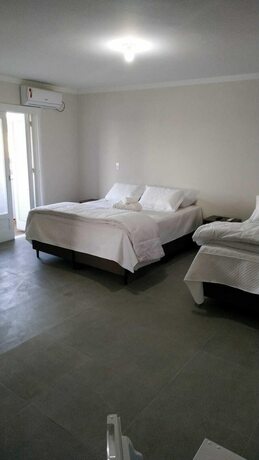 Imagen de la habitación del Hotel Kruger. Foto 13