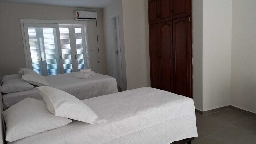 Imagen de la habitación del Hotel Kruger. Foto 17