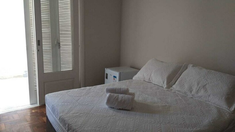 Imagen de la habitación del Hotel Kruger. Foto 19