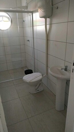 Imagen de la habitación del Hotel Kruger. Foto 20