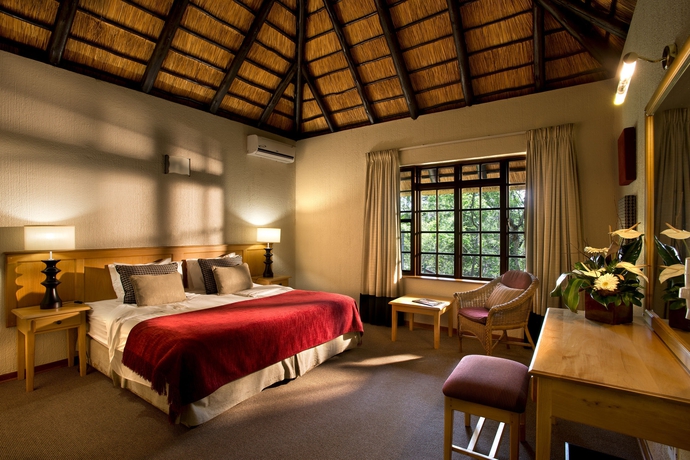 Imagen de la habitación del Hotel Kruger Park Lodge. Foto 7