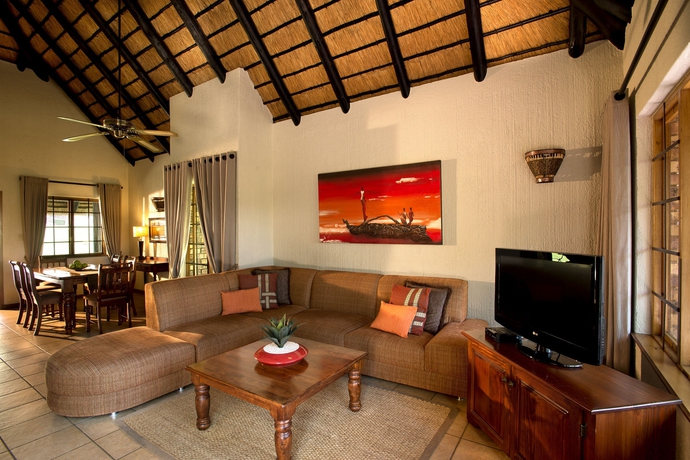Imagen de los interiores del Hotel Kruger Park Lodge. Foto 13