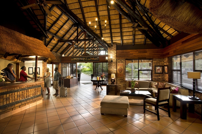 Imagen de los interiores del Hotel Kruger Park Lodge. Foto 14