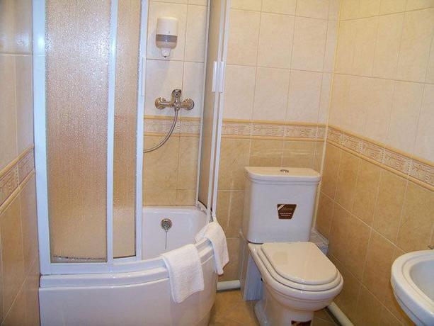 Imagen de la habitación del Hotel Kruiz Hotel. Foto 5