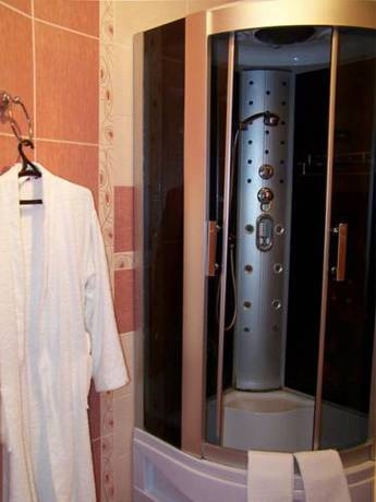 Imagen de la habitación del Hotel Kruiz Hotel. Foto 7