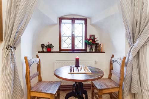 Imagen de la habitación del Hotel Krumlov Tower. Foto 2