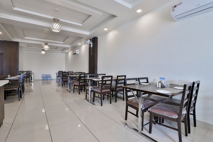 Imagen del bar/restaurante del Hotel Kruti. Foto 11