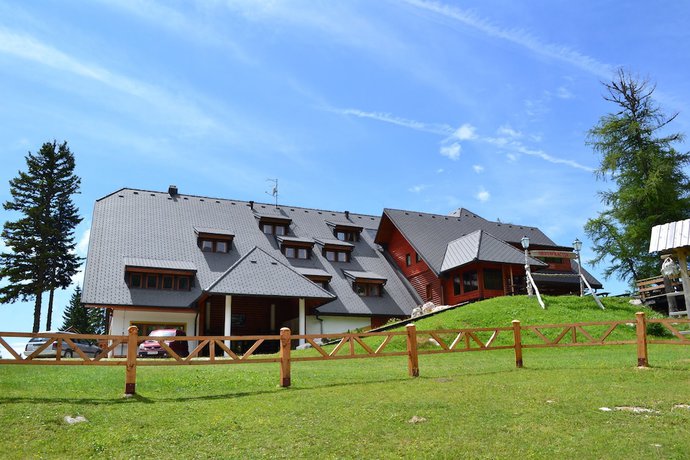 Imagen general del Hotel Krvavec. Foto 1