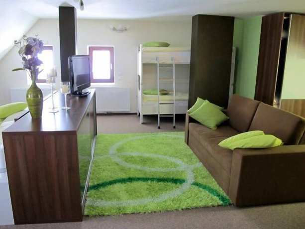 Imagen de la habitación del Hotel Krvavec. Foto 12