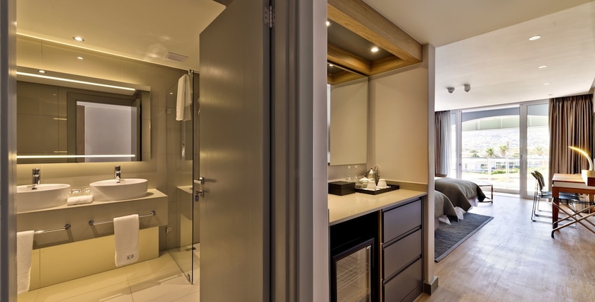 Imagen de la habitación del Hotel Krystal Beach. Foto 9