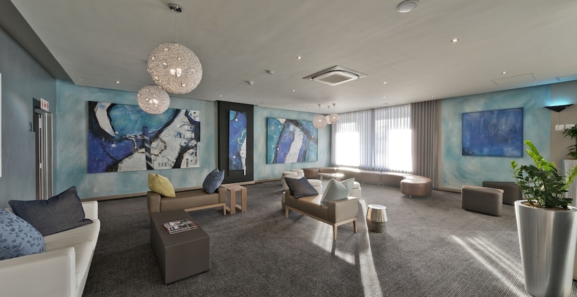 Imagen del bar/restaurante del Hotel Krystal Beach. Foto 2