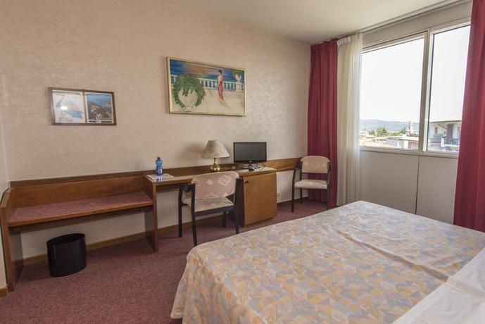 Imagen de la habitación del Hotel Krystal, Bussolengo. Foto 13