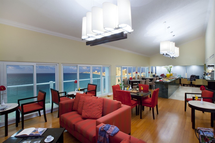 Imagen de los interiores del Hotel Krystal Cancun. Foto 16