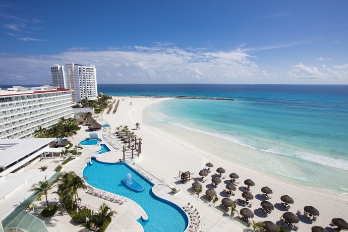 Imagen general del Hotel Krystal Cancun. Foto 1