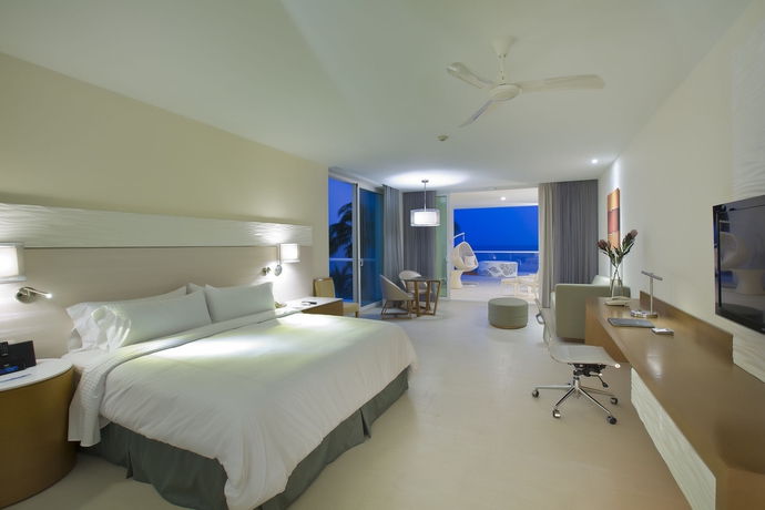 Imagen de la habitación del Hotel Krystal Grand Puerto Vallarta. Foto 12