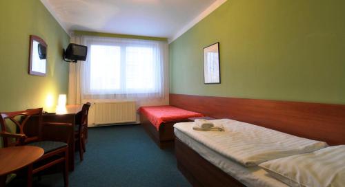 Imagen general del Hotel Krystal, Hodon&iacute;n . Foto 2