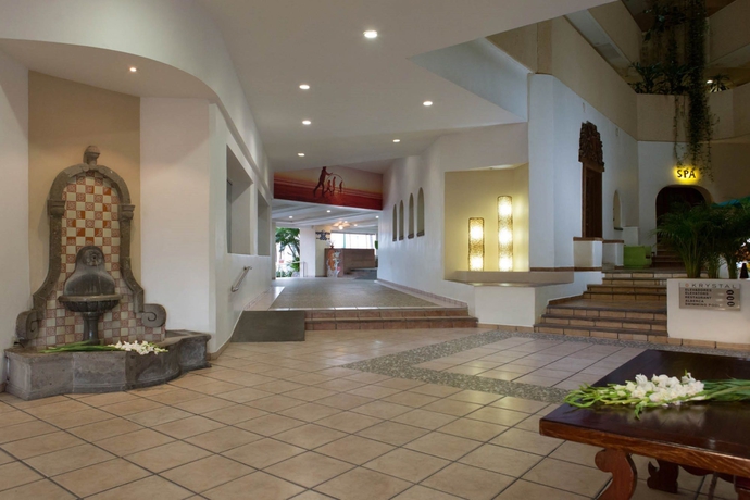 Imagen de los interiores del Hotel Krystal Ixtapa. Foto 15