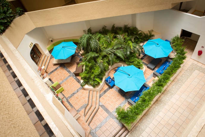 Imagen de los interiores del Hotel Krystal Ixtapa. Foto 16