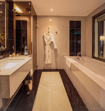 Imagen de la habitación del Hotel Krystal Palace Douala. Foto 9