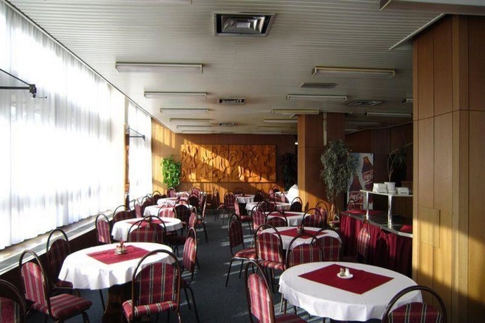 Imagen general del Hotel Krystal, Praga. Foto 6