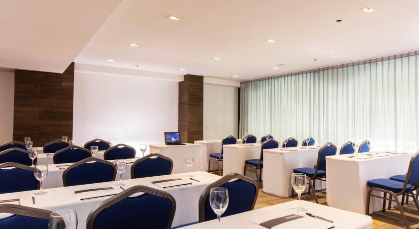 Imagen de los interiores del Hotel Krystal Urban Guadalajara. Foto 7