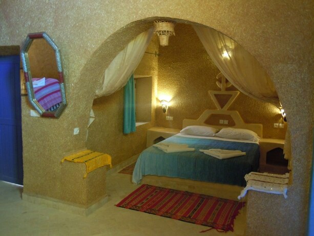 Imagen de la habitación del Hotel Ksar Bicha. Foto 17