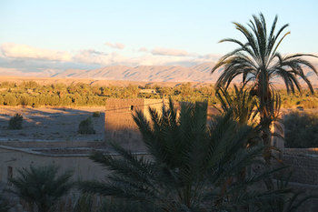 Imagen de la piscina del Hotel Ksar El Kabbaba. Foto 14