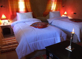 Imagen de la habitación del Hotel Ksar Elkabbaba. Foto 4