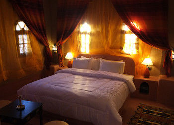 Imagen de la habitación del Hotel Ksar Elkabbaba. Foto 7