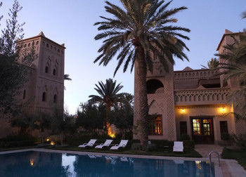 Imagen de la piscina del Hotel Ksar Elkabbaba. Foto 8