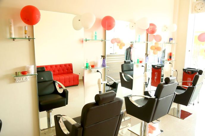 Imagen de los interiores del Hotel Kss Inn. Foto 17