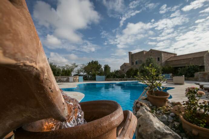 Imagen general del Hotel Ktima Karageorgoy. Foto 1