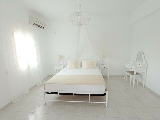 Imagen de la habitación del Hotel Ktima Vrisiana. Foto 18