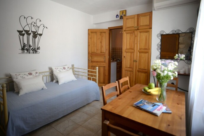 Imagen de la habitación del Hotel Ktima Zantidi. Foto 8