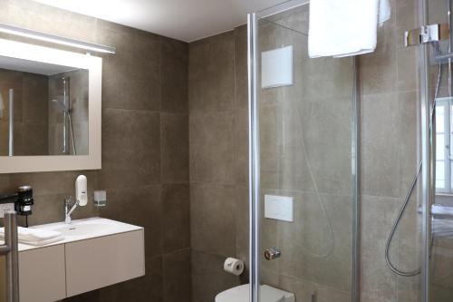 Imagen de la habitación del Hotel Ku. Foto 9