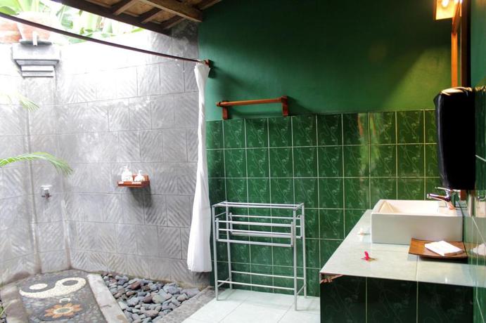 Imagen de la habitación del Hotel KuBuku. Foto 18