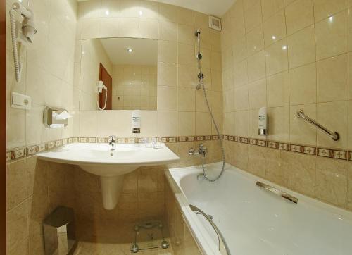 Imagen de la habitación del Hotel K&uacute;pele Brusno - LD Poľana. Foto 19