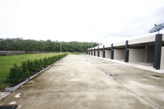 Imagen de los exteriores del Hotel Kuakaew Garden. Foto 17