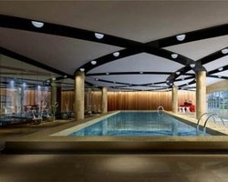 Imagen de la piscina del Hotel Kuangyuan Jinjiang. Foto 6
