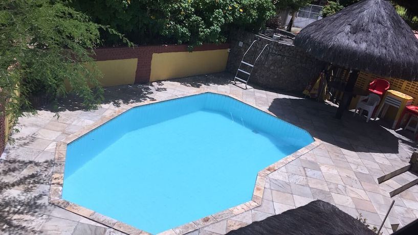 Imagen de la piscina del Hotel Kuara U&ccedil;&aacute;. Foto 20