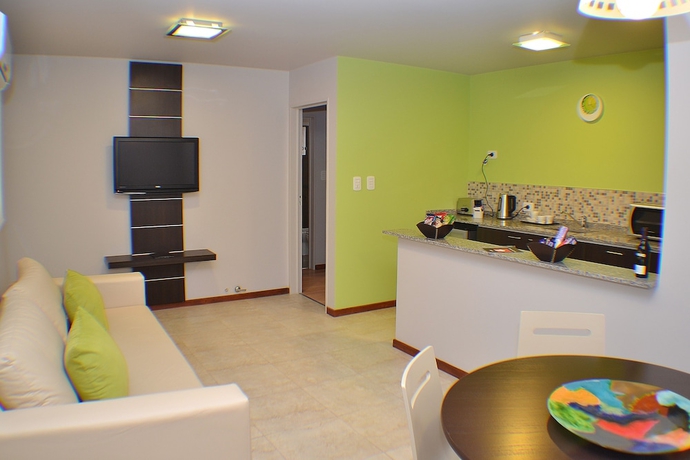 Imagen de la habitación del Hotel Kube Apartments Express. Foto 6