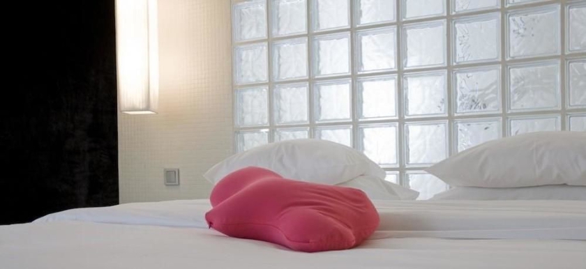 Imagen de la habitación del Hotel Kube Hotel Paris. Foto 9