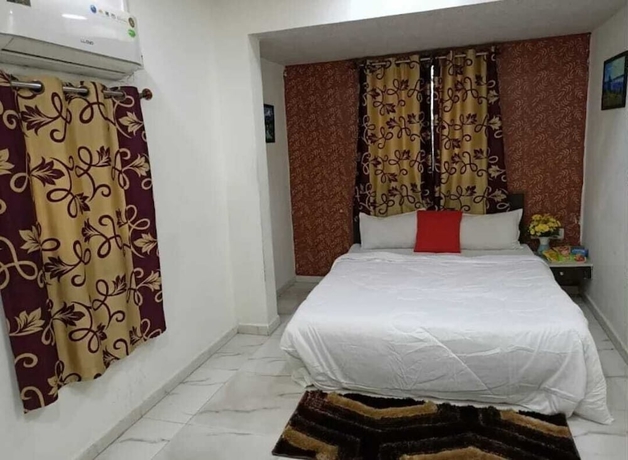 Imagen de la habitación del Hotel Kuber, Rajkot. Foto 4
