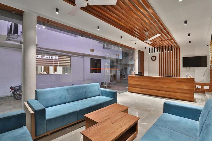 Imagen de los interiores del Hotel Kuber by Sky Stays. Foto 12