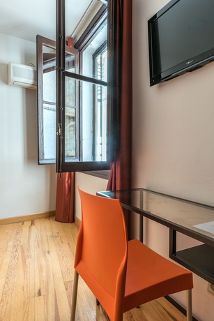 Imagen de la habitación del Hotel Kubik. Foto 3