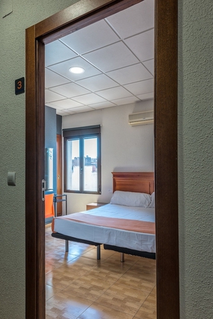 Imagen de la habitación del Hotel Kubik. Foto 14