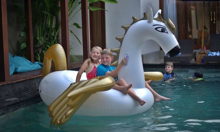 Imagen general del Hotel Kubu Manggala Villas Seminyak. Foto 2